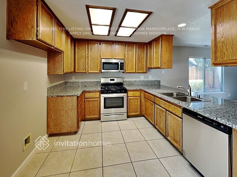 Building Photo - 8317 Rambleton Way