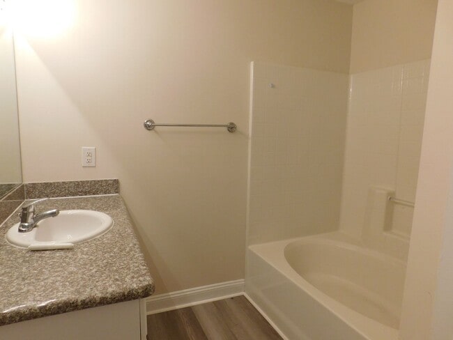 Building Photo - 4301 Arbor Green Way