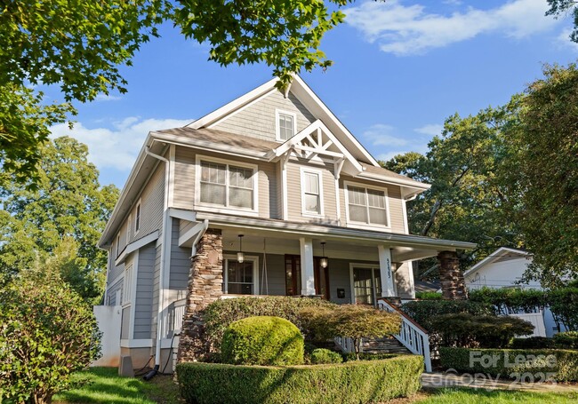 Building Photo - 3125 Pinehurst Pl