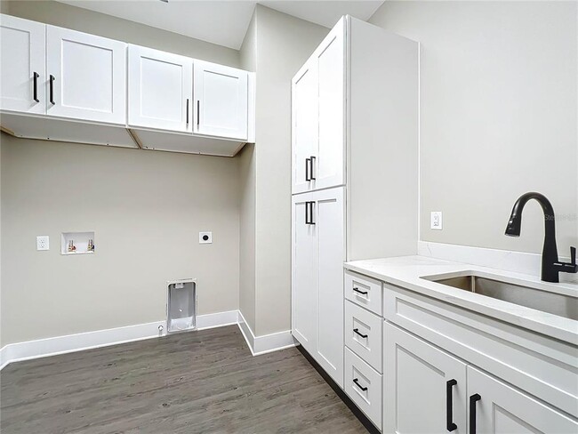 Building Photo - 1793 Lakehill Dr