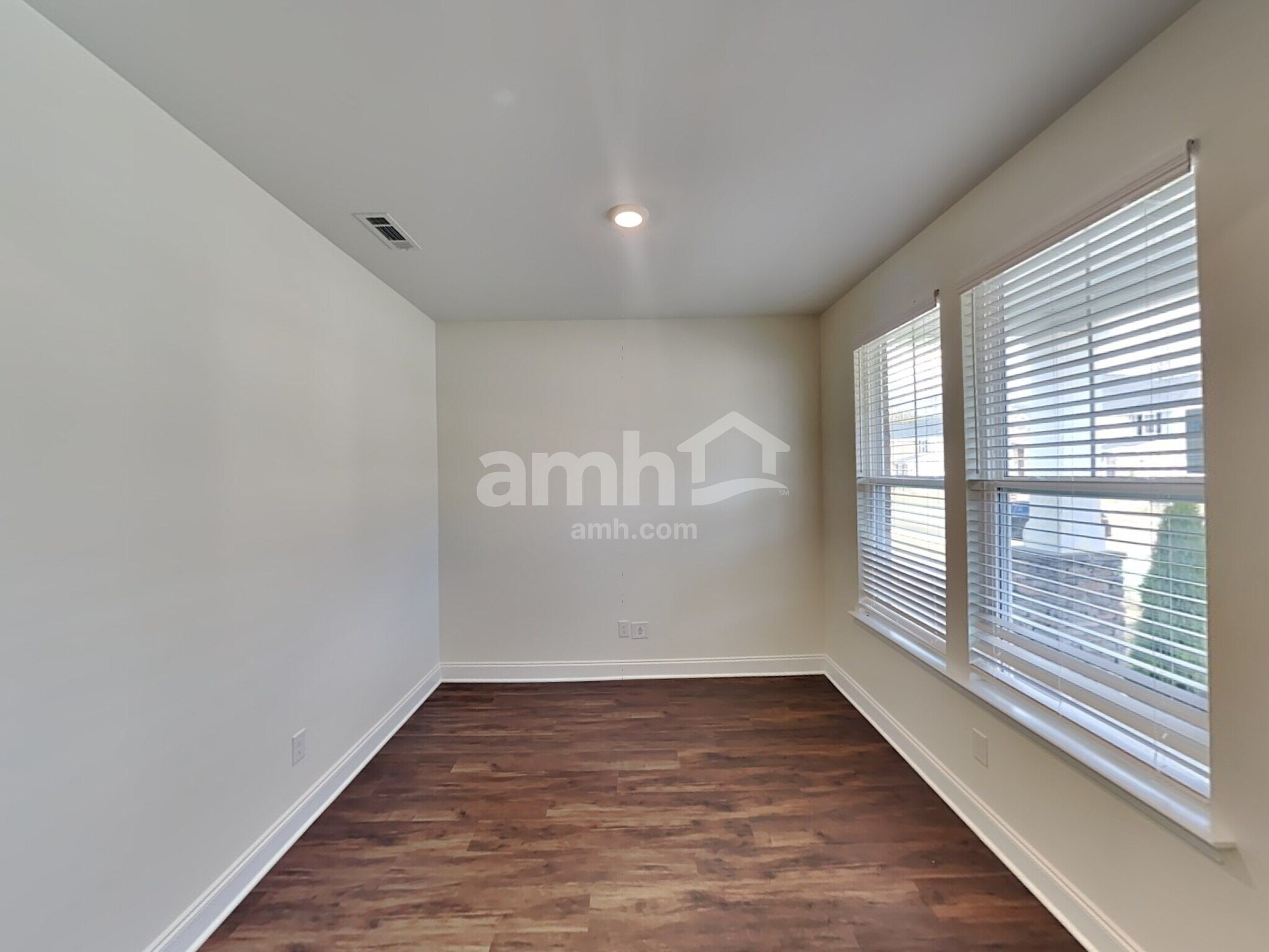 Building Photo - 103 Marin Dr