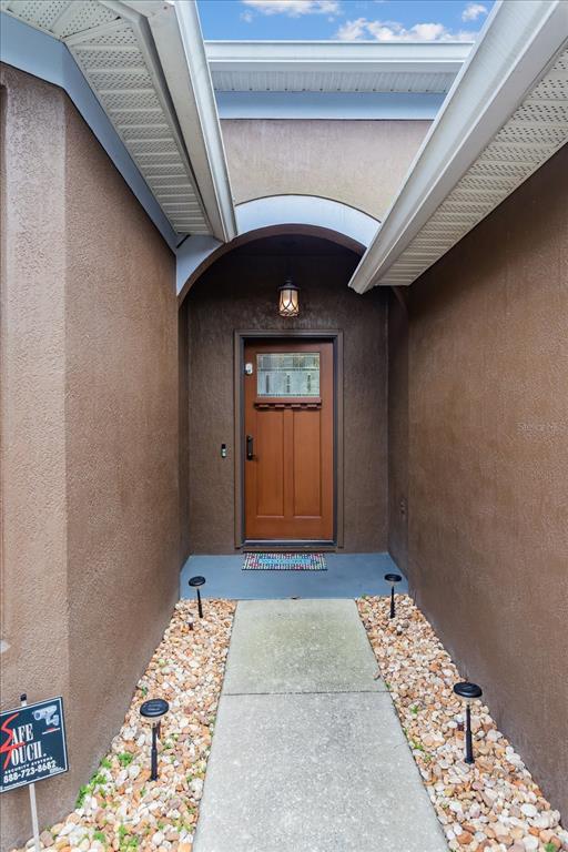 Building Photo - 15722 Green Cove Blvd