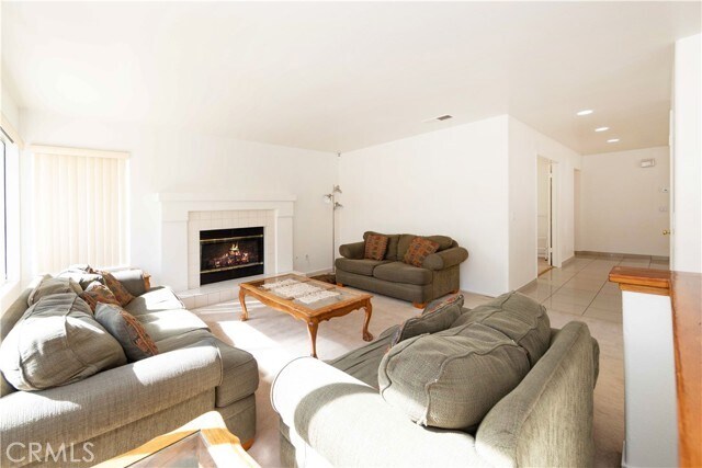 Building Photo - 21219 Lands End