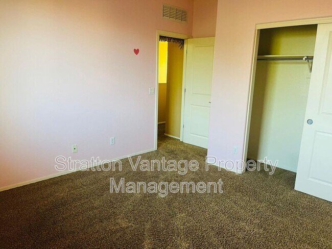 Building Photo - 22507 N 31st Ave
