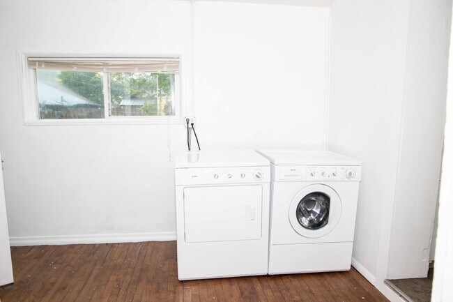 Mud room - 230 E 6th Ave