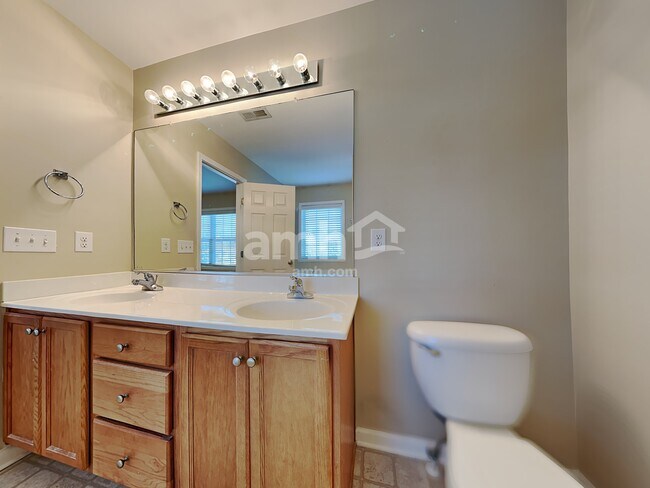 Building Photo - 4022 Tarrant Trace Cir
