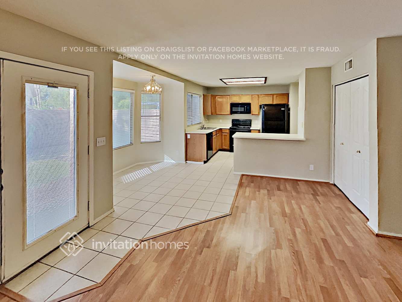 Building Photo - 1022 S Surfside Dr