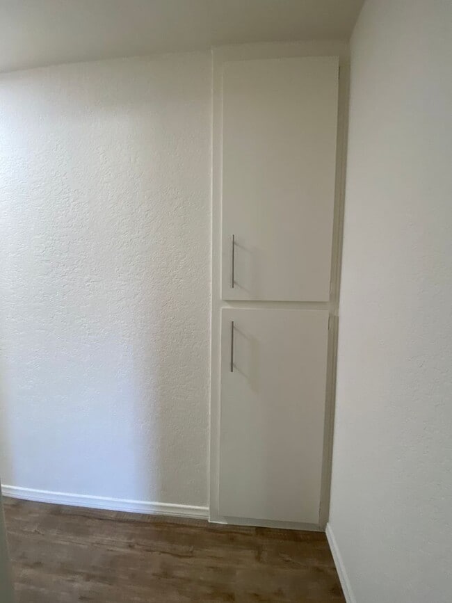 Building Photo - Rancho Cucamonga Two Bedroom Condo