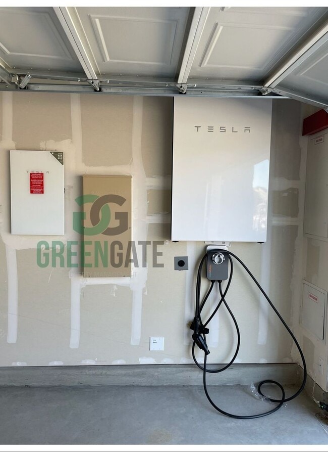 Building Photo - New Build in Tracy Hills!! 4 Bedroom 2.5 Bath AVAILABLE NOW!!