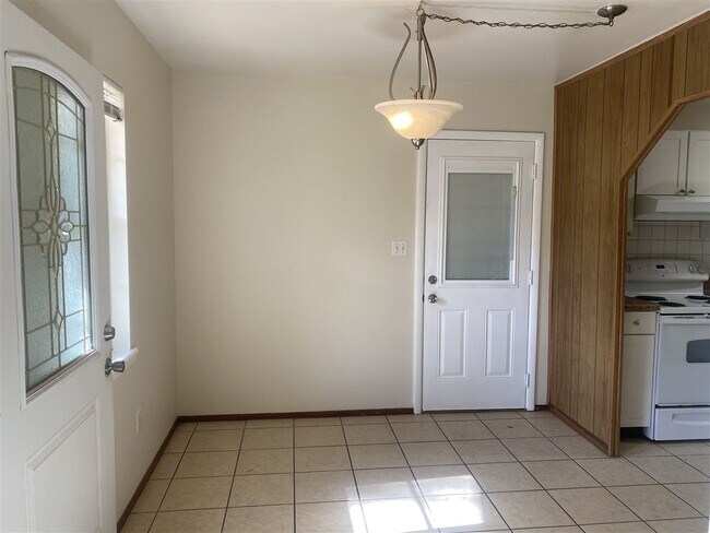 Building Photo - 2706 Boatner St