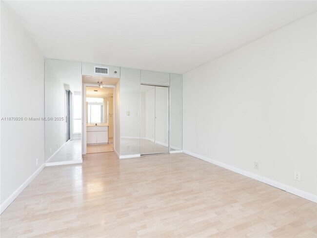 Building Photo - 6767 Collins Ave