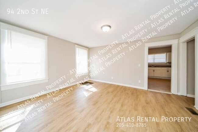 Building Photo - 94 2nd St NE