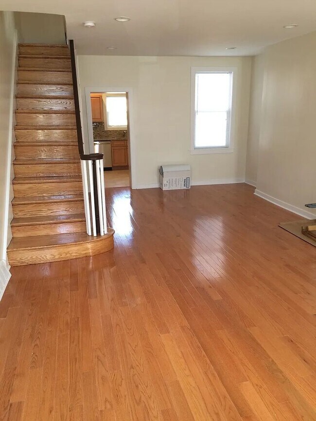 Building Photo - Charming 3-Bedroom Townhouse in Brewerytown