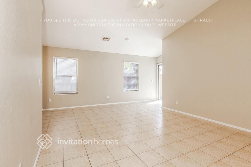 Building Photo - 23949 W Antelope Trail