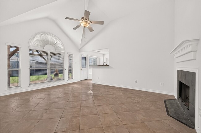 Building Photo - 3830 Flatwood Dr