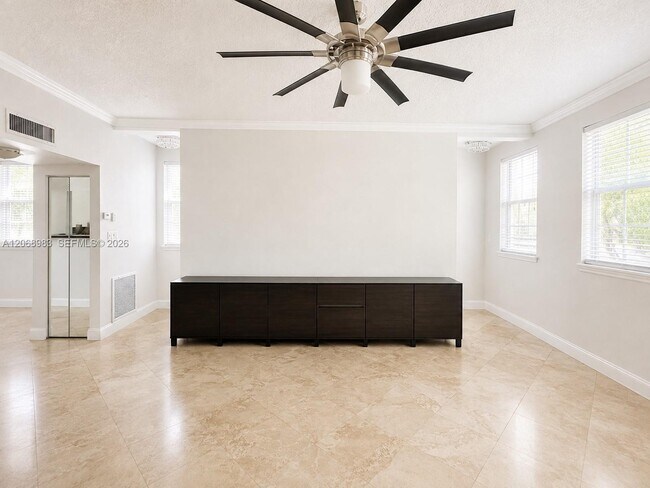 Building Photo - 2069 S Ocean Dr