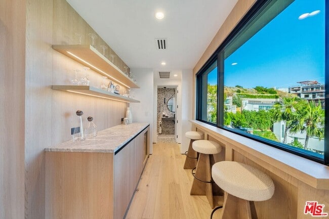 Building Photo - 8800 Hollywood Blvd