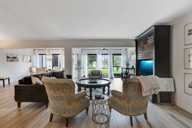Building Photo - ** RETREAT AT NAPLES ** 3 BED / 2 BATH - C...