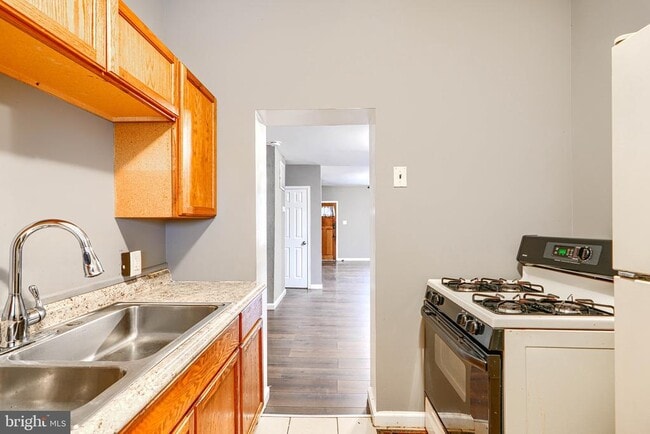 Building Photo - 1931 Griffis Ave