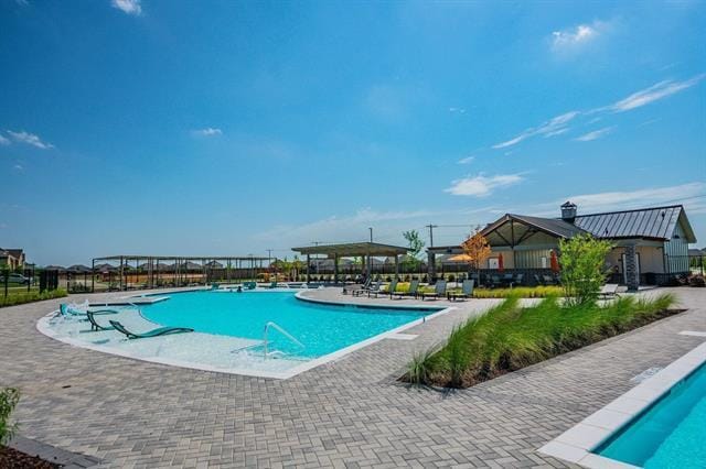 Building Photo - 5237 Sandrine Ave