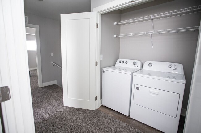 Building Photo - Spruce | Three Bedroom - Exterior Walkout
