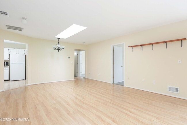 Building Photo - 90 Puffin Glade