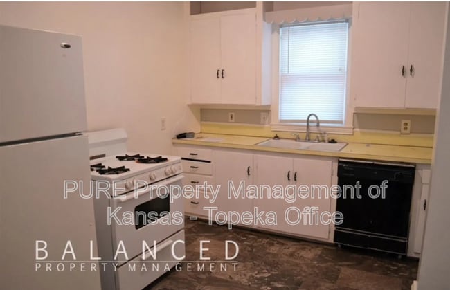 Building Photo - 2910 SW 17th St