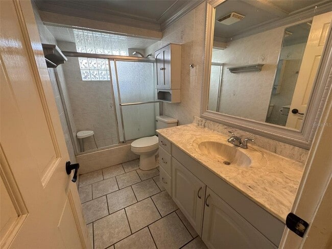 Building Photo - 1061 Rushmore Dr