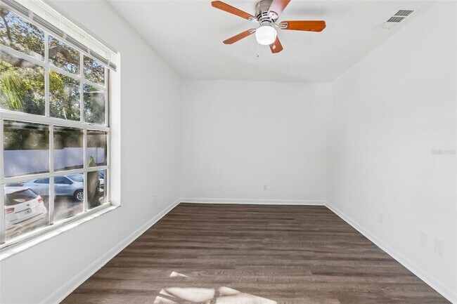 Building Photo - 5182 Sunridge Palms Dr