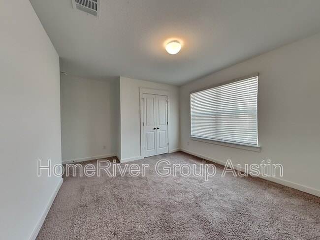 Building Photo - 17202 Leafroller Dr