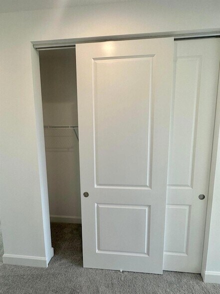 Building Photo - 1346 Harvester Xing