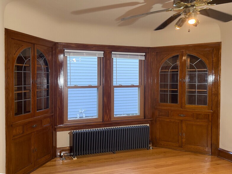 Dining room built in cabinets - 5411 W National Ave
