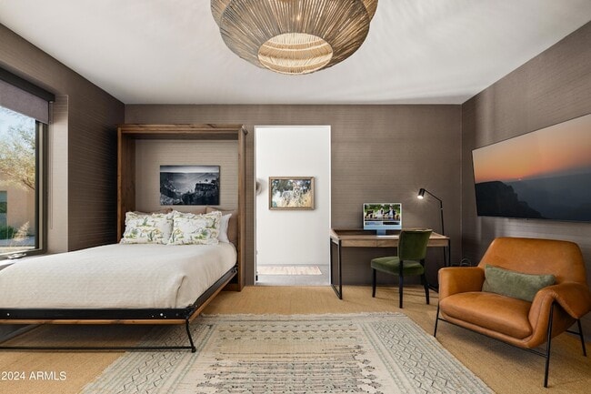 Building Photo - 15212 N Sandy Blf Rd