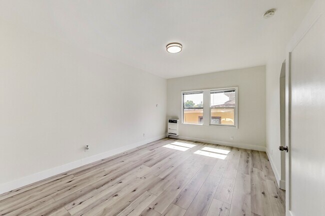 Floorplan - 1616 35th Avenue