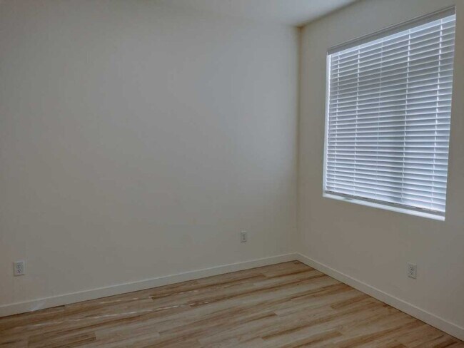 Building Photo - 2 Bed 2 Bath Condo in Teton River Lofts