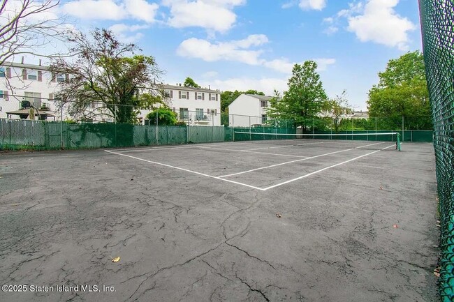 Building Photo - 1630 Forest Hill Rd