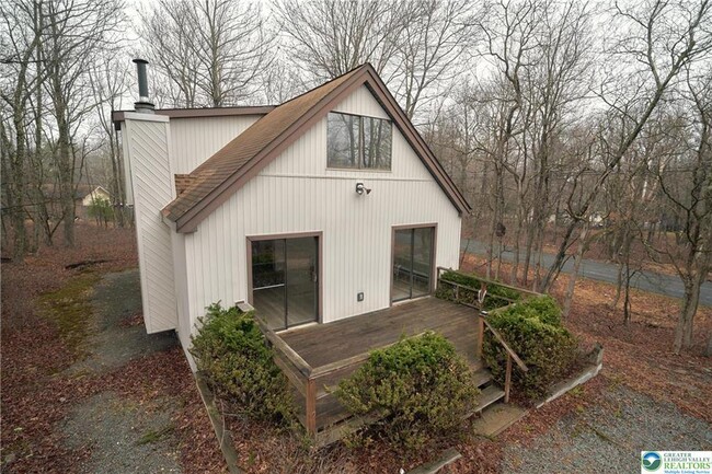 Primary Photo - 121 Nosirrah Rd