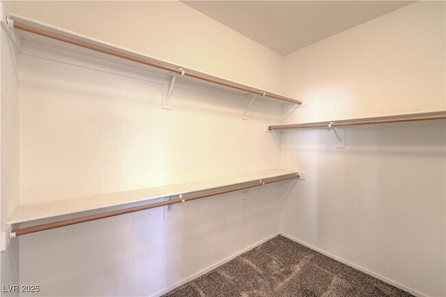 Building Photo - 10504 Narra Pl