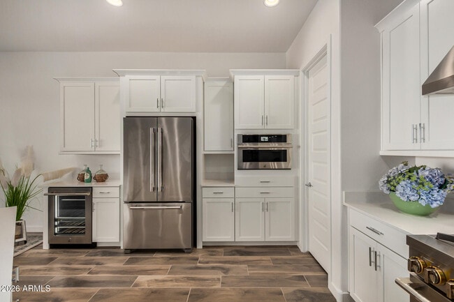 Building Photo - 2968 E Lucky Horseshoe Ln