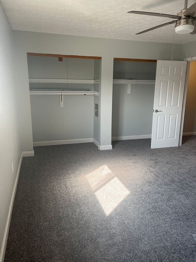 Building Photo - 3240 Summerhill Ln