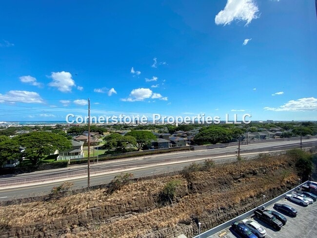 Building Photo - 3045 Ala Napuaa Pl