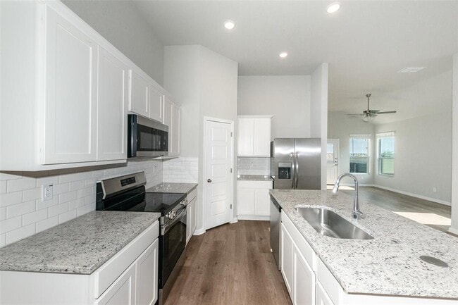 Building Photo - 403 Cross Barn Blvd