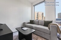 Building Photo - 900 7th St SW