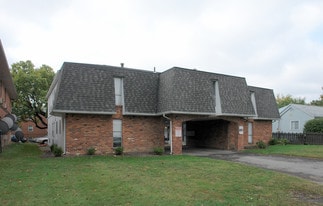 Building Photo - 695 Riverview