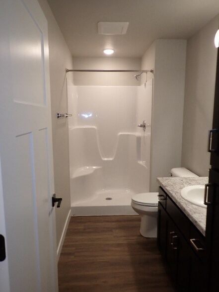 Building Photo - 2925-2927 Sabal Oak Dr