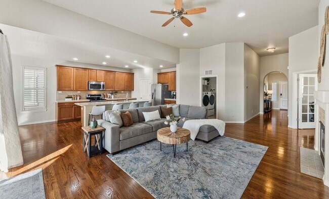 Building Photo - Cordera Home within walking to D20 Schools...
