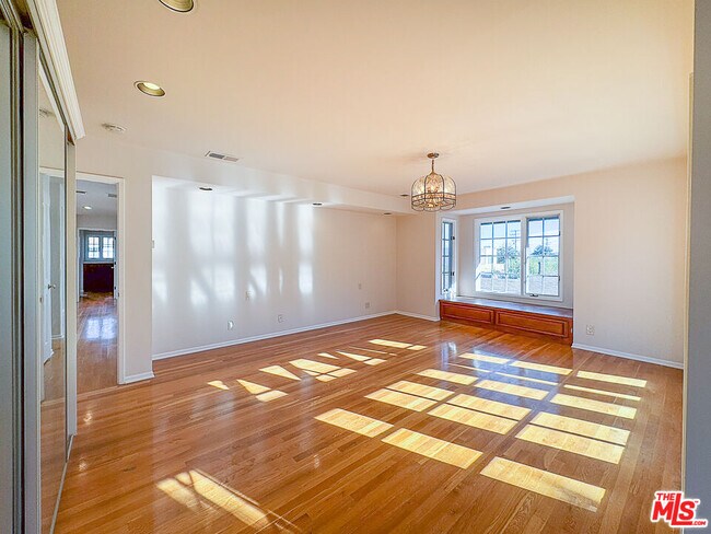 Building Photo - 2445 22nd St