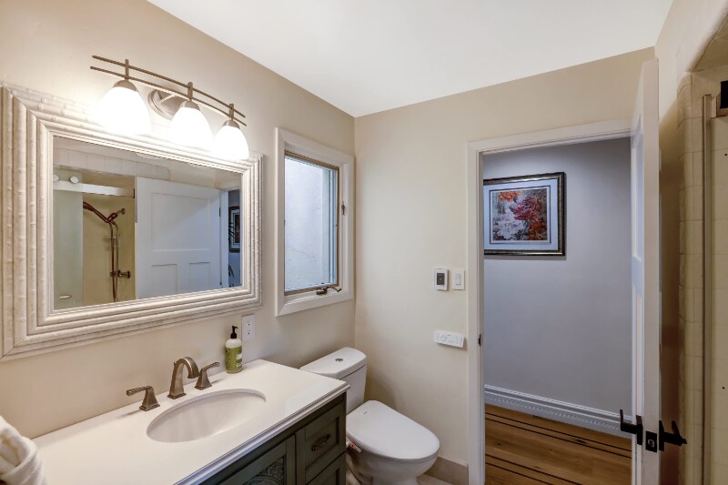 Building Photo - 22533 Majestic Dr