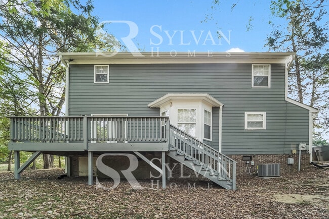 Building Photo - 8919 Vicksburg Rd