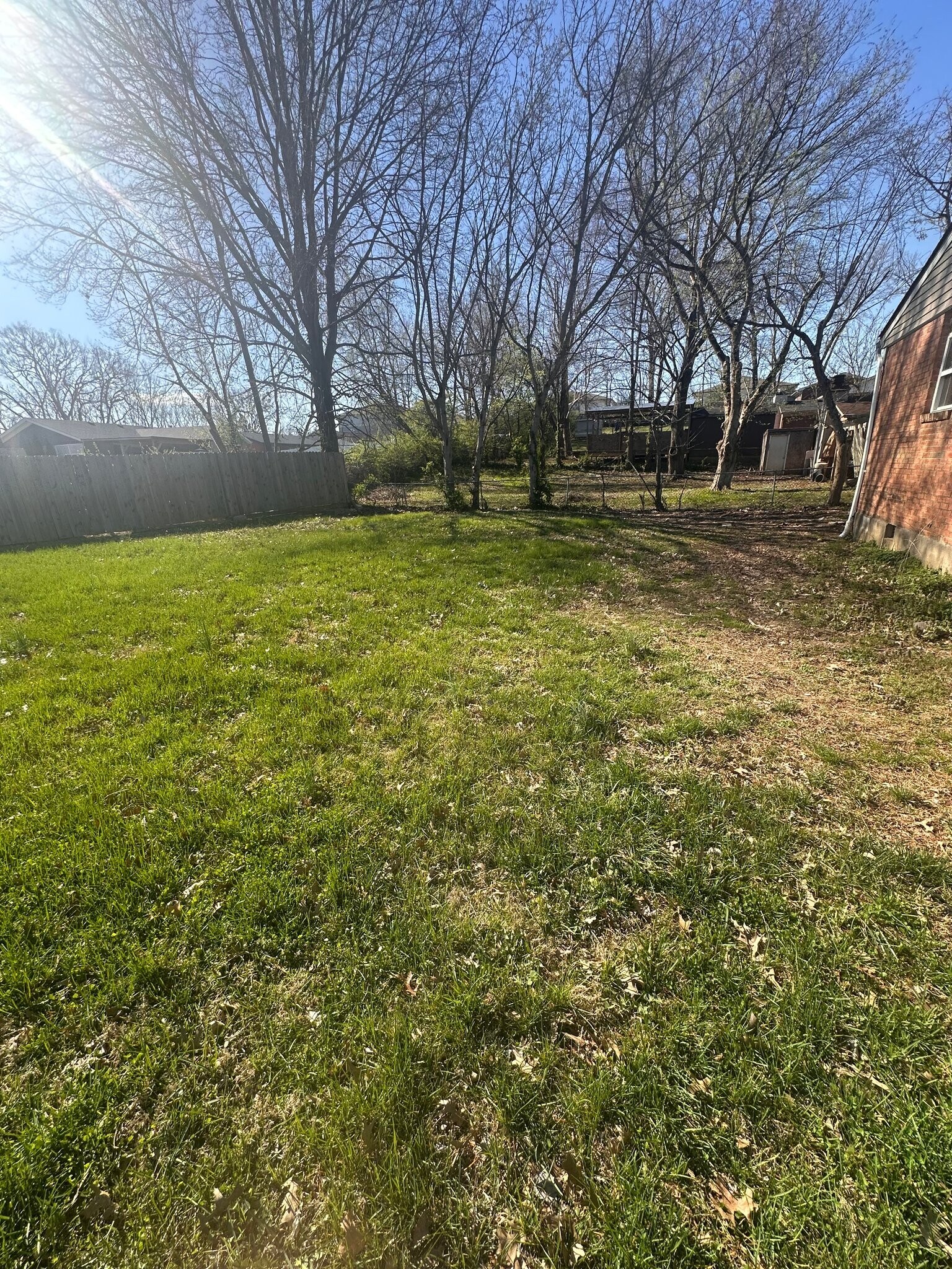 Building Photo - 4200 Narcissus Dr